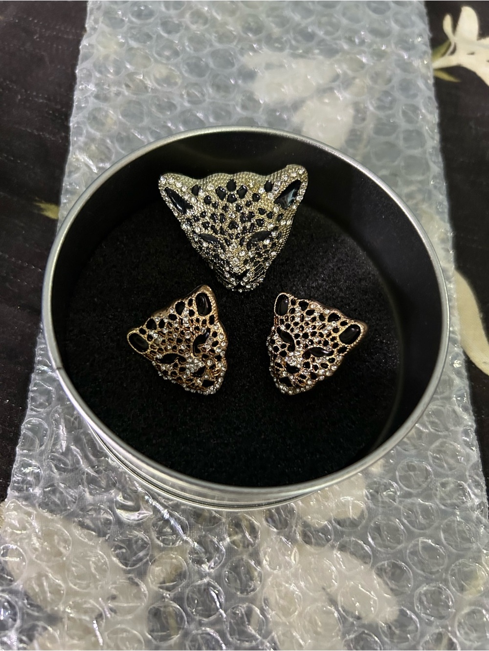 Leopard Head Crystal Ring and Stud Earring Set - Gold and Black